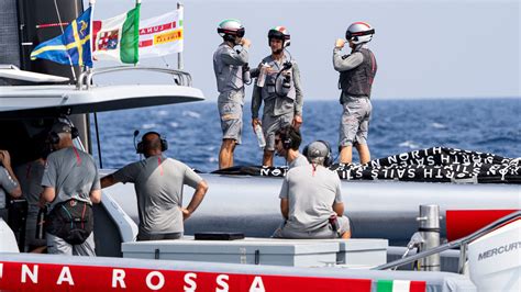 Perché Luna Rossa si è ritirata nella prima regata ai  .